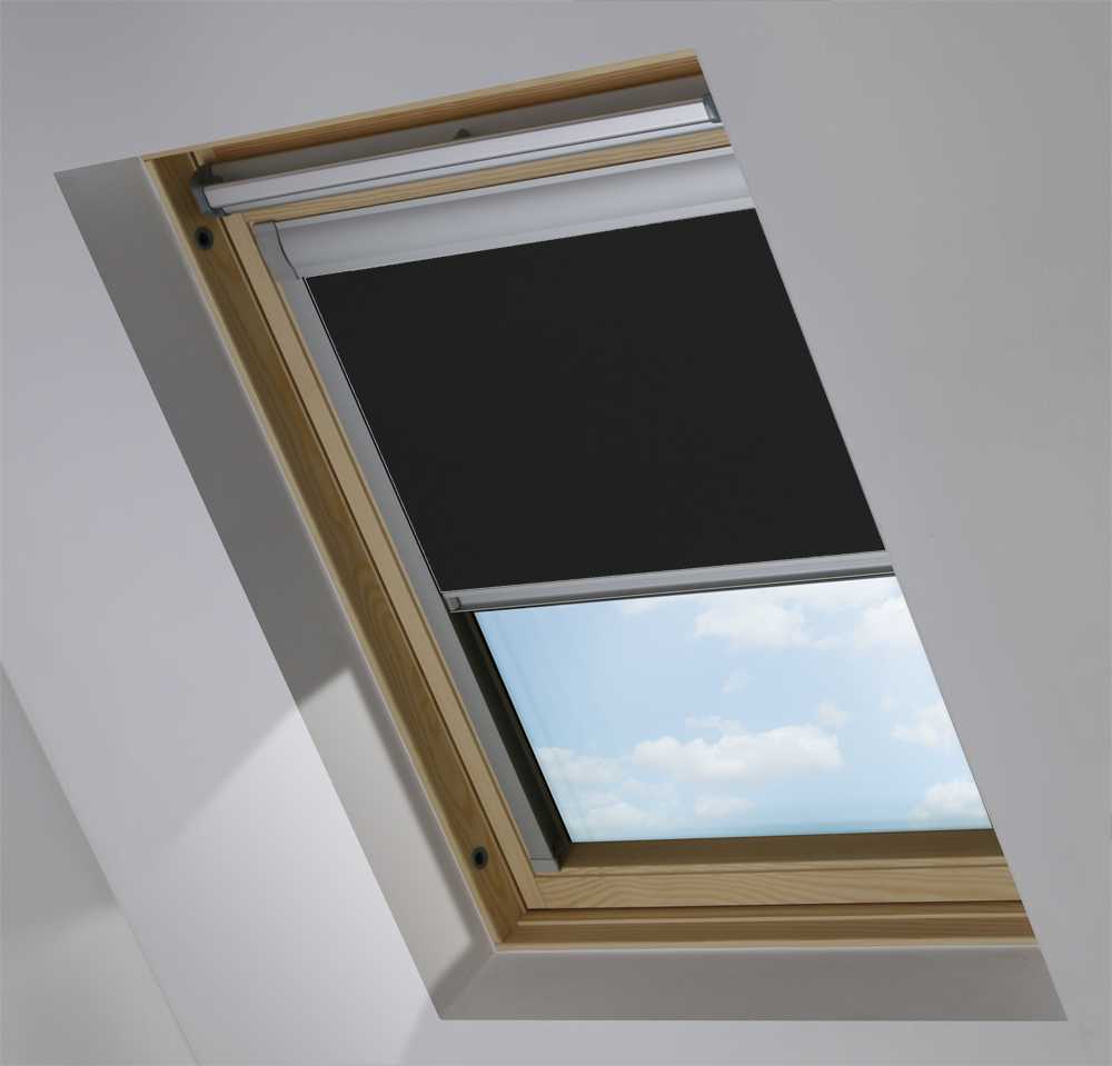 Made-To-Measure Premium Skylight Blind in Jet Black Blackout