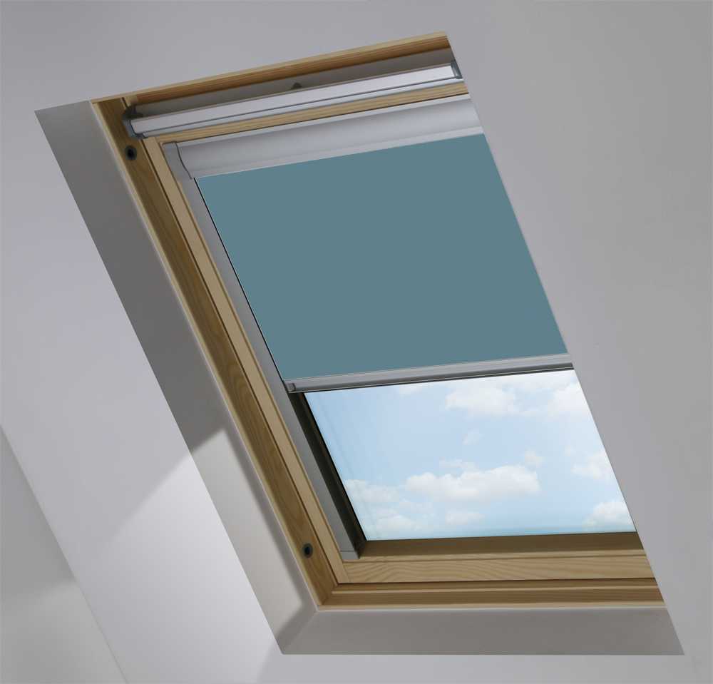 Made-To-Measure Premium Skylight Blind in Classic Blue Translucent